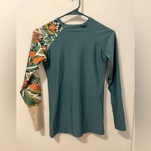 Seea Doheny rash guard in midori M